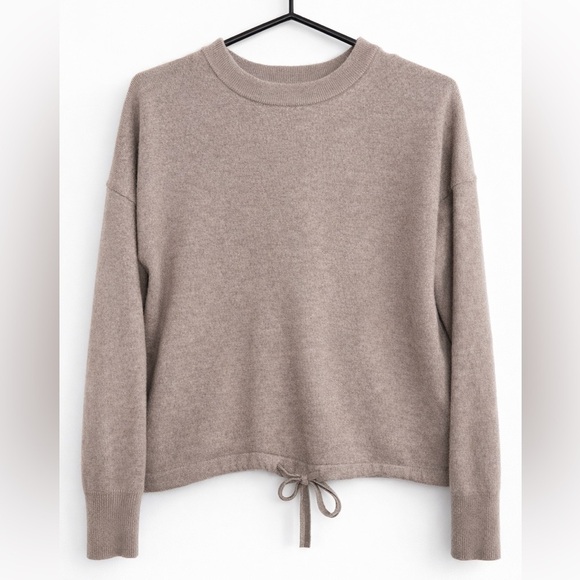 Nicole Miller Tops - Nicole Miller 100% Extra Fine Merino Wool Sweater Beige Drawstring Hem Soft Knit